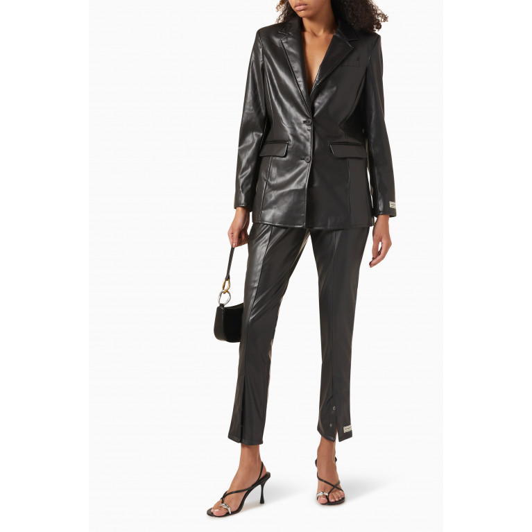 The Giving Movement - Pleather Blazer in PLEATHER© Black