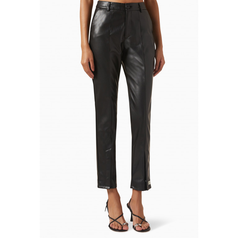 The Giving Movement - Pleather Skinny Fit Split Popper Pants in PLEATHER© Black