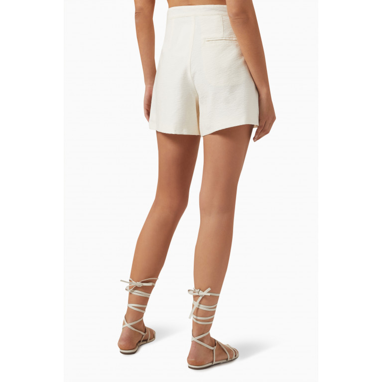 Dahlia Bianca - Juniper Button Shorts in Viscose-blend