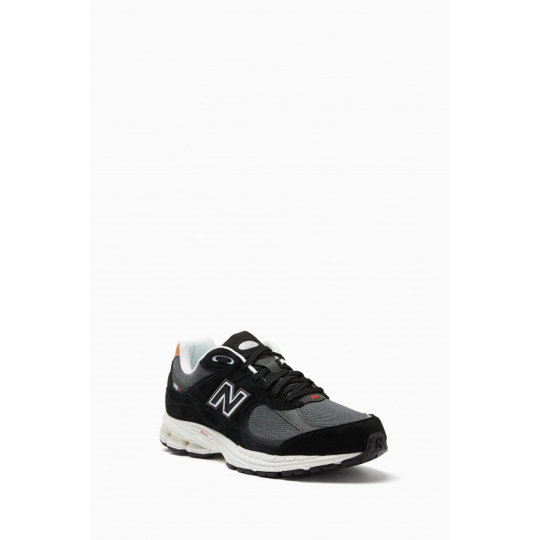 New Balance - 2002R Heritage Unisex Low-top Sneakers in Textile