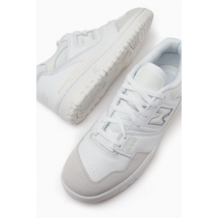 New Balance - 550 Low-top Sneakers in Smooth Leather