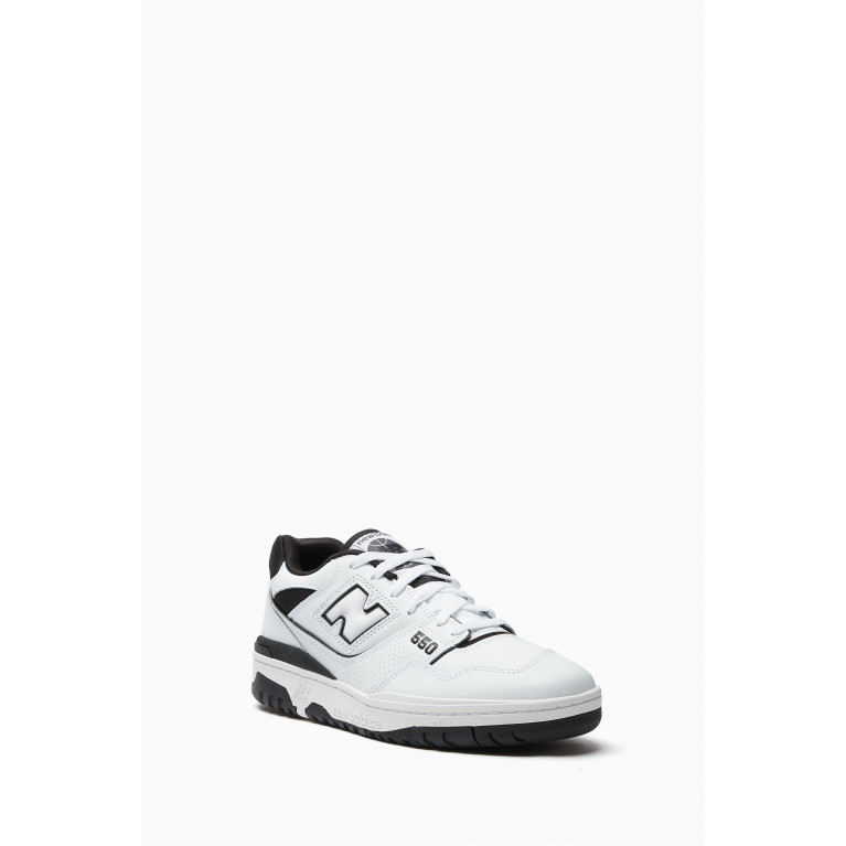 New Balance - 550 Oreo Low-top Court Sneakers in Leather