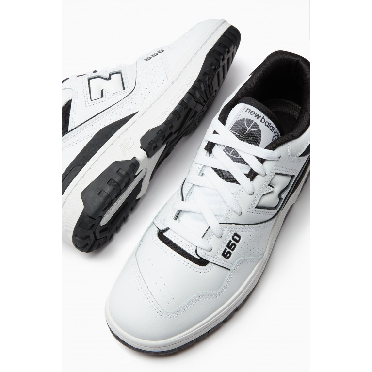 New Balance - 550 Oreo Low-top Court Sneakers in Leather