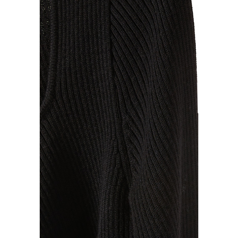 LVIR - Scallop-neck Ribbed Top in Wool-knit Black
