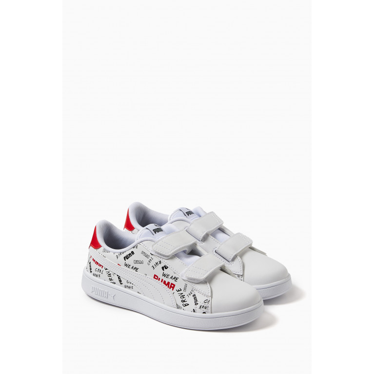 Puma - Smash V2 Brand Love Sneakers in Faux Leather