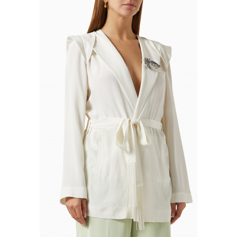 Hukka - Brooch-embellished Belted Jacket in Viscose White