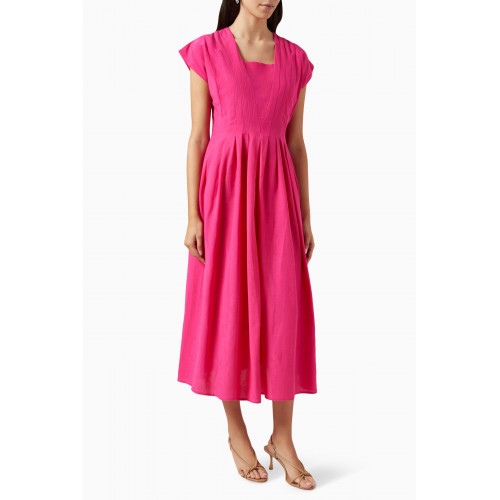 Mimya - Pleated Midi Dress in Tencel-blend Pink
