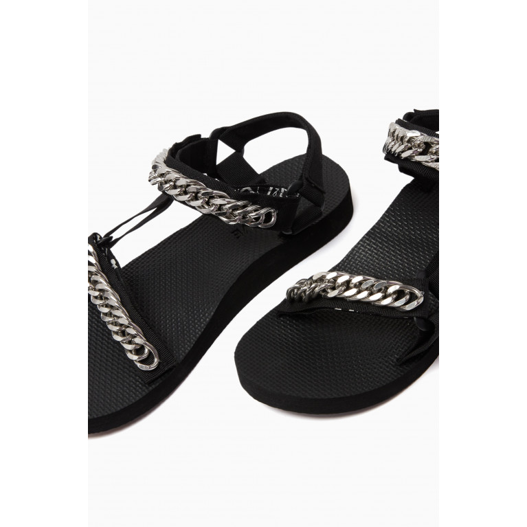 Arizona Love - Trekky Chain-embellished Sandals in Repreve®
