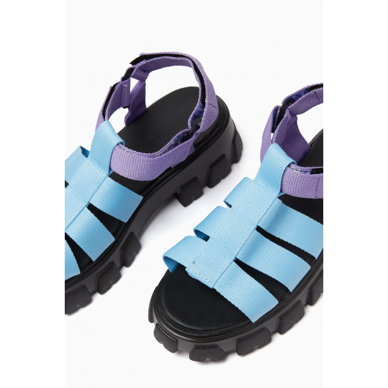 Arizona Love - Trekky Platform Sandals in Repreve®