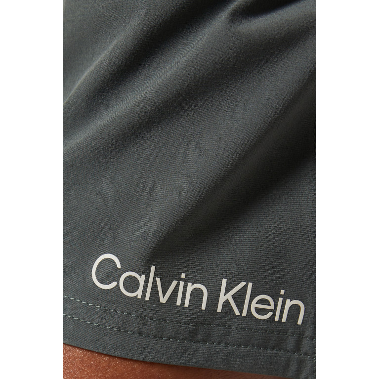 Calvin Klein - Woven Track Shorts Grey