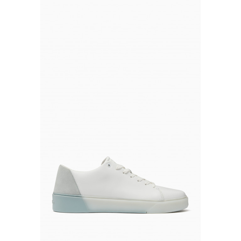 Calvin Klein - Panelled Low Top Sneakers in Leather