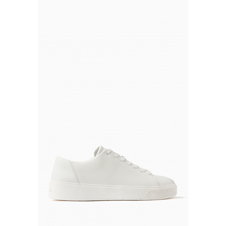 Calvin Klein - Chunky Sole Low Top Sneakers in Leather White
