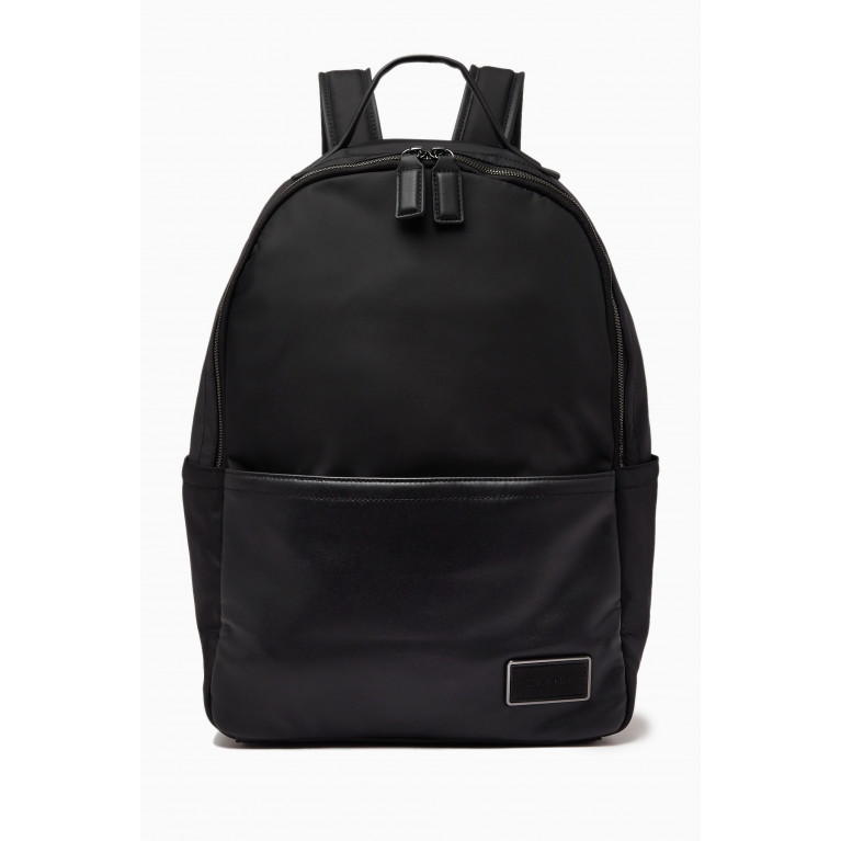 Calvin Klein - Elevated Plaque Backpack in Recycled Twill