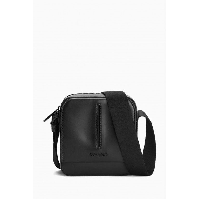 Calvin Klein - CK Median Cube Reporter Bag in Recycled Faux Leather