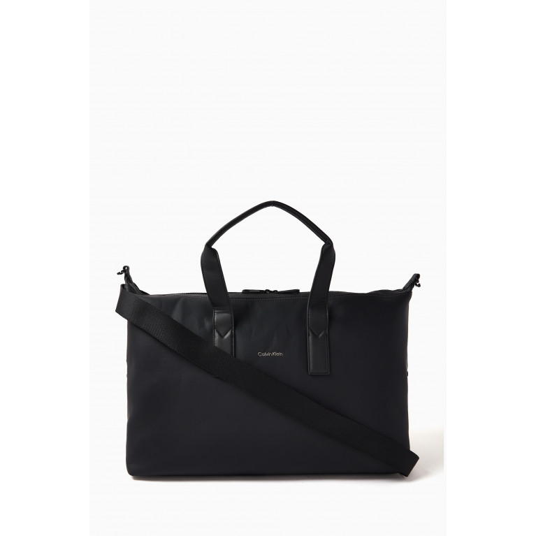 Calvin Klein - Must Piqué Weekend Shoulder Bag in Polyester