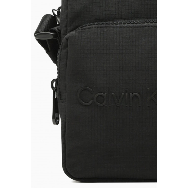 Calvin Klein - XSmall CK Reporter Bag in Nylon