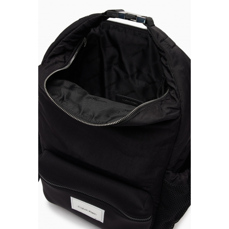 Calvin Klein - Cube Top Handle Backpack in Recycled Nylon