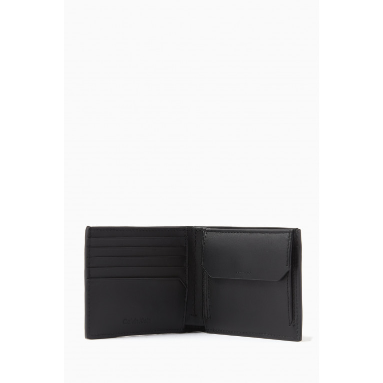 Calvin Klein - Bi-fold RFID Cardholder in Recycled Faux Leather