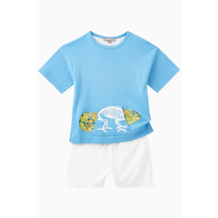 Milk on the Rocks - Graphic Printed T-shirt in Cotton Blue