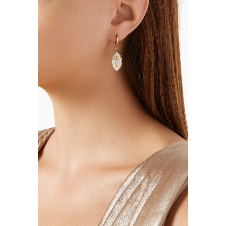 Satellite - Capraia Mother-of-Pearl Earrings in Gold-plated Metal