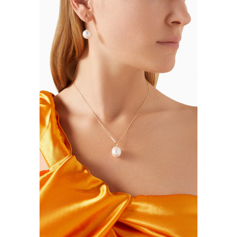 Damas - Kiku Freshwater Pearl Pendant Necklace in 18kt Gold