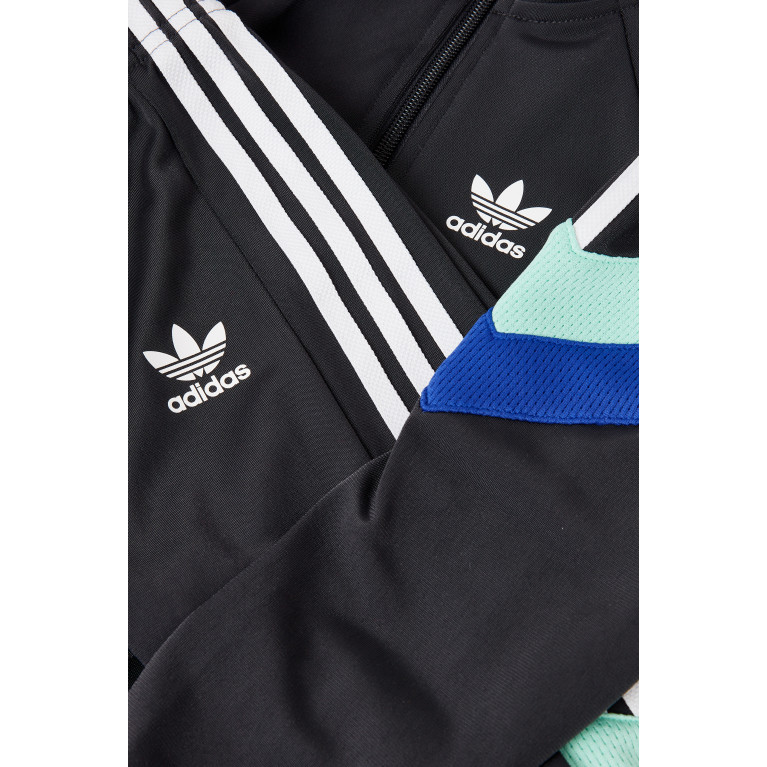 adidas Originals - Striped Logo Tracksuit in Polyester