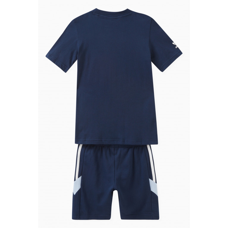 adidas Originals - Rekive T-Shirt & Shorts Set in Cotton Jersey & French Terry