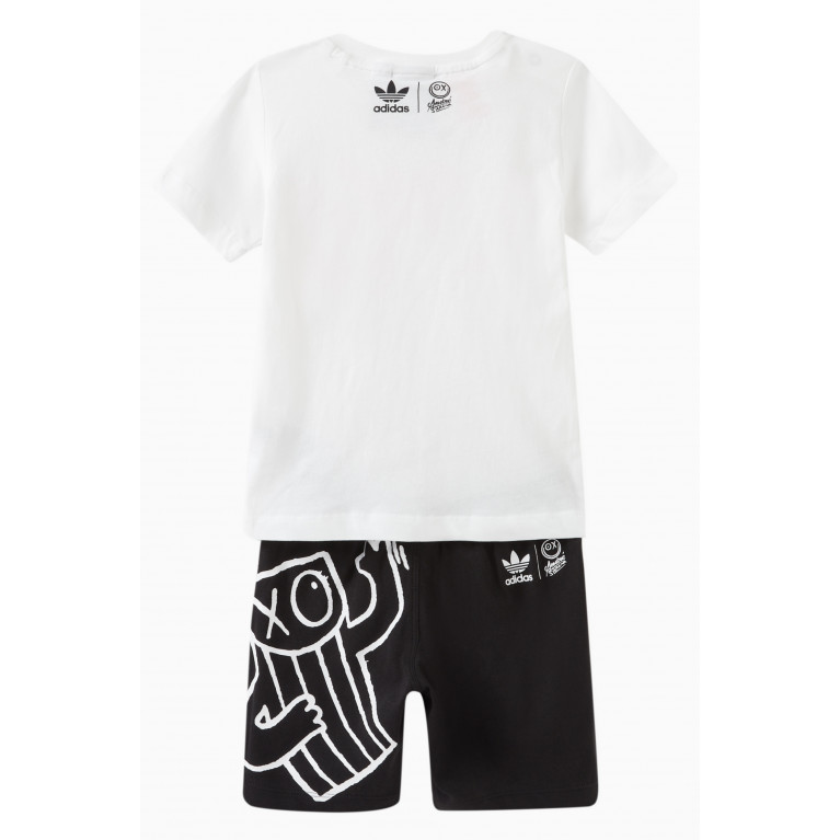 adidas Originals - x André Saraiva T-Shirt & Shorts Set in Cotton Jersey