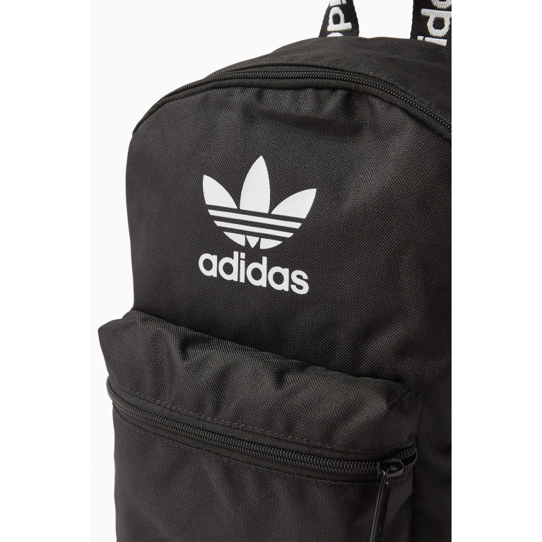 adidas Originals - Adicolour Classic Small Backpack in Recycled Polyester