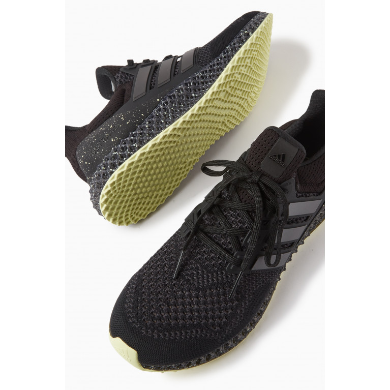 Adidas Sport - Ultra 4D Sneakers in Primeknit