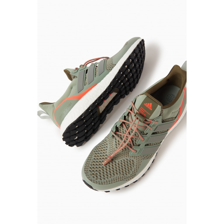 Adidas Sport - Ultraboost 1.0 Sneakers in Primeknit