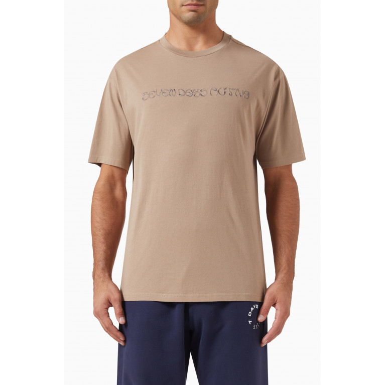 7 DAYS ACTIVE - Embroidered Logo T-shirt in Organic Cotton