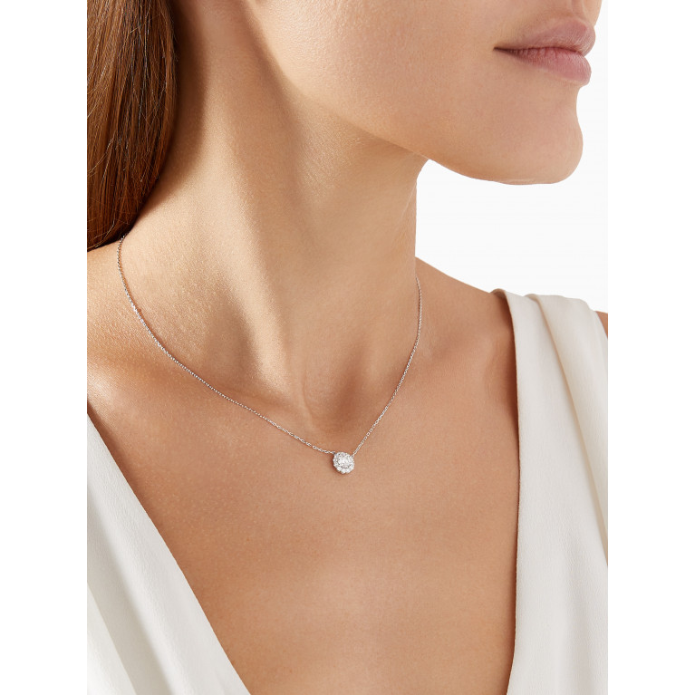 Fergus James - Round Halo Diamond Pendant Necklace in 18kt White Gold