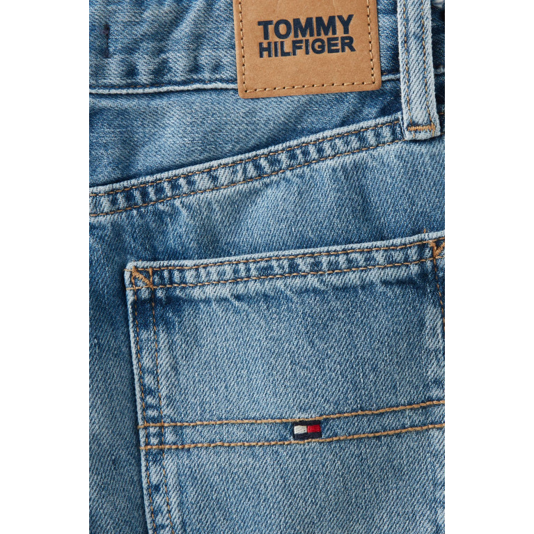 Tommy Hilfiger - Faded Skater Shorts in Denim