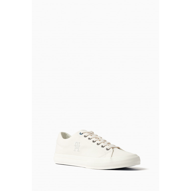 Tommy Hilfiger - Monogram Low-top Sneakers in Linen-blend Canvas Neutral