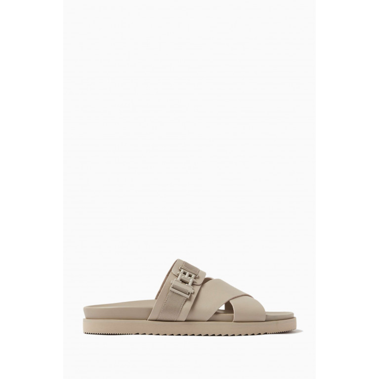 Tommy Hilfiger - Cleat Crossover Sandals in Leather Neutral