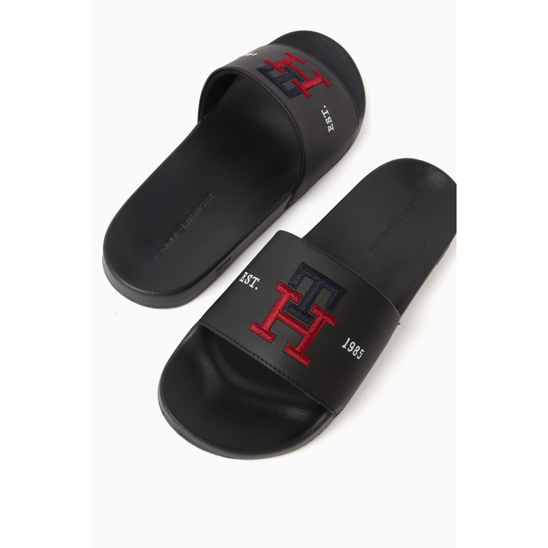 Tommy Hilfiger - TH Embroidery Pool Slides in Rubber Black