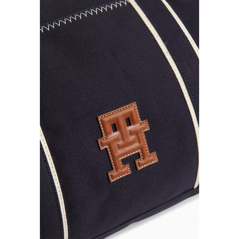 Tommy Hilfiger - Monogram Duffel Bag in Canvas