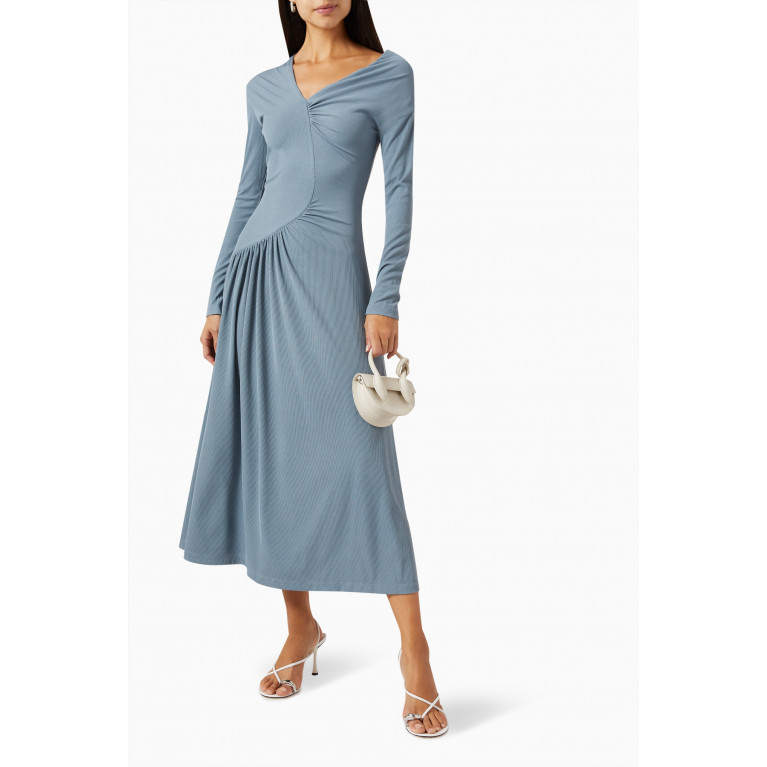 CHATS by C.Dam - Solar Ruched Midi Dress in Wool-jersey Blue