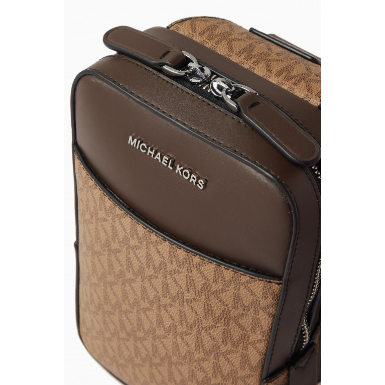 MICHAEL KORS - Hudson Messenger Sling Pack in Canvas & Leather