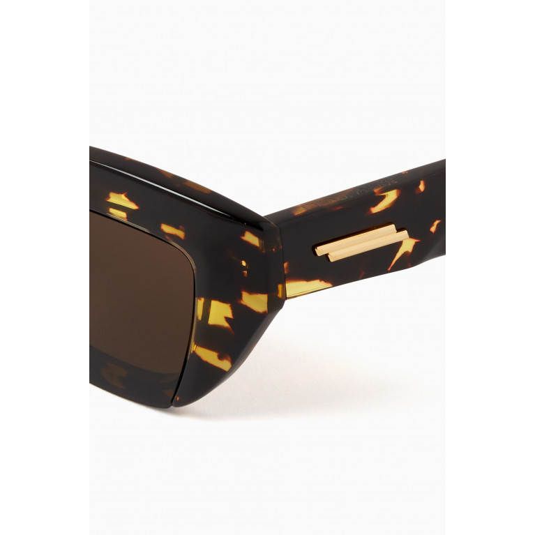 Bottega Veneta - Classic Frame Sunglasses in Acetate