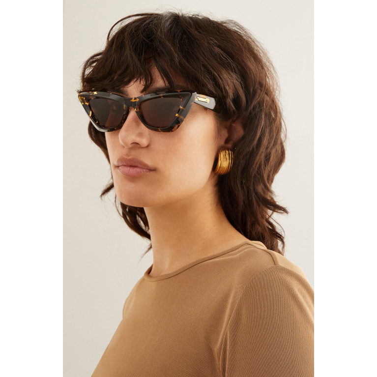 Bottega Veneta - Angle Pointed Cat-eye Sunglasses in Acetate