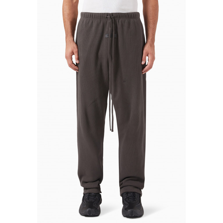 Fear of God Essentials - Relaxed Logo Sweatpants in Heavy Waffle