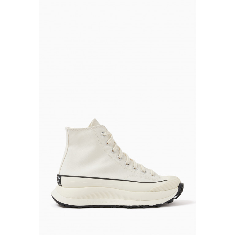 Converse - Chuck 70 AT CX Sneakers in Canvas