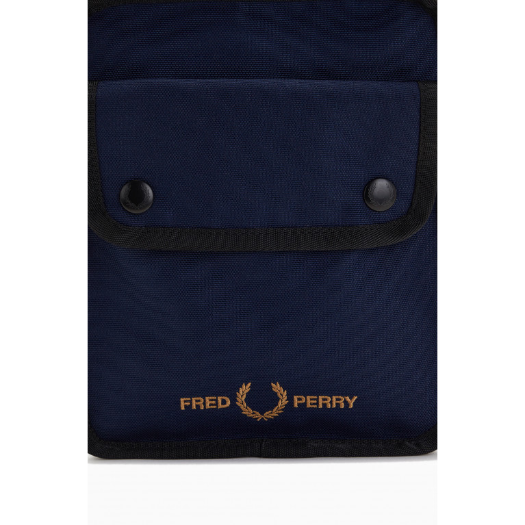 Fred Perry - Branded Side Bag in Durable Polyester