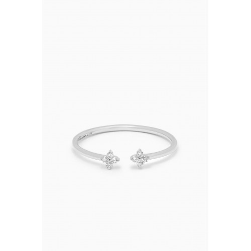 Samra - Barq Flower Diamond Ring in 18kt White Gold Silver