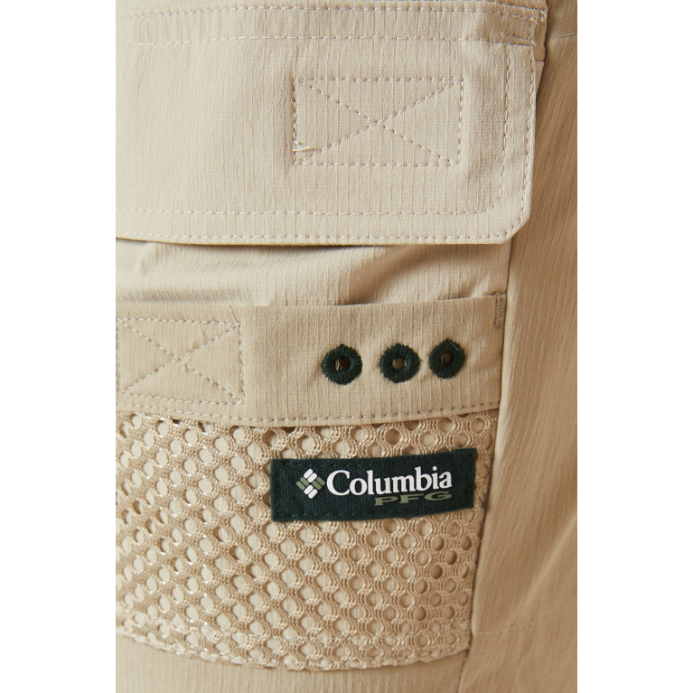 Kith - x Columbia Half Moon™ III Shorts in Omni- Shield™ Fabric Neutral
