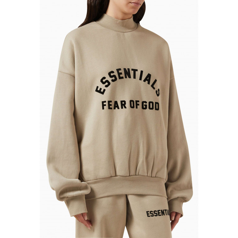 Fear of God Essentials - Essentials Crewneck Sweatshirt in Fleece