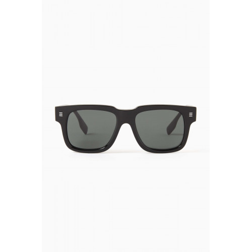 Burberry - Hayden Square Sunglasses in Acetate