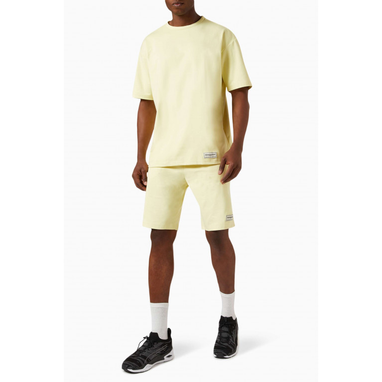 The Giving Movement - Oversized T-shirt in Light Softskin100© Yellow
